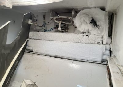Frozen evaporator Maytag refrigerator.Needs to be defrost for 24h.